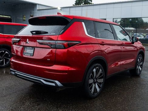 New 2026 Mitsubishi Outlander SE image 6