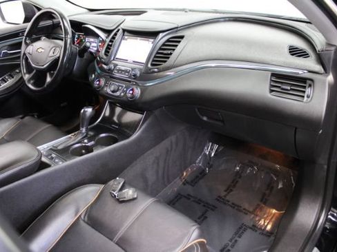 Used 2018 Chevrolet Impala Premier FWD image 26