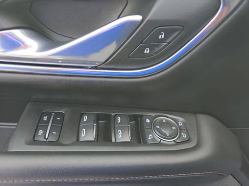 Used 2023 Chevrolet Tahoe High Country image 28