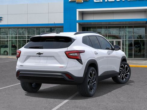 New 2026 Chevrolet Trax RS image 4