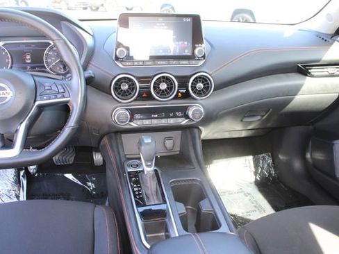 Used 2022 Nissan Sentra SR w/ Electronics Package FWD image 15