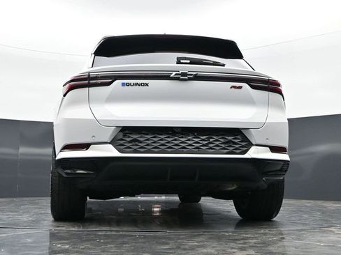 Used 2024 Chevrolet Equinox EV RS image 40