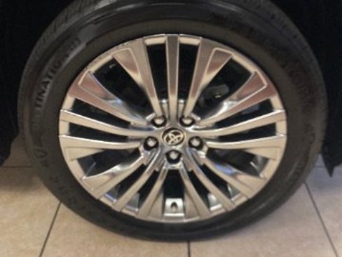 Used 2021 Toyota Venza Limited w/ Advanced Technology Package AWD/4WD image 34