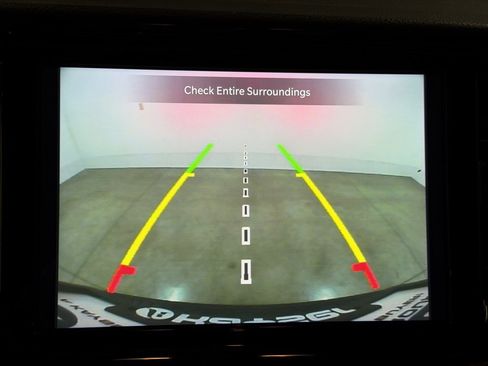 Used 2021 Dodge Durango R/T w/ Blacktop Package image 17