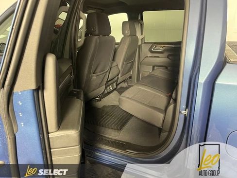 Used 2024 Chevrolet Silverado 1500 LT AWD/4WD image 10
