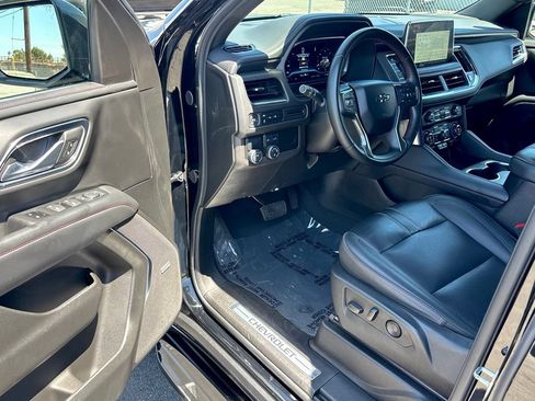 Used 2024 Chevrolet Suburban RST RWD image 7