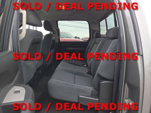 Used 2009 Chevrolet Silverado 2500 LT w/ Exterior Plus Package AWD/4WD image 11