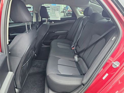 Used 2021 Kia K5 LXS image 21