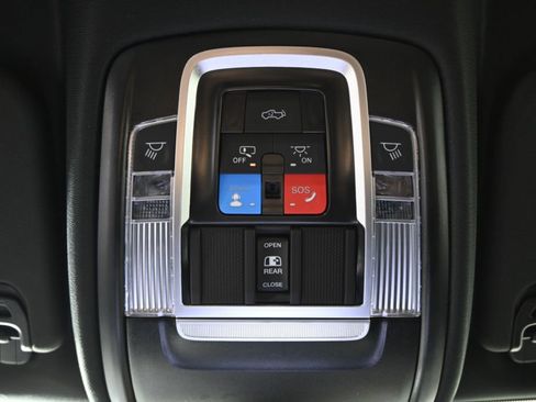 Used 2025 RAM 1500 Big Horn AWD/4WD image 33