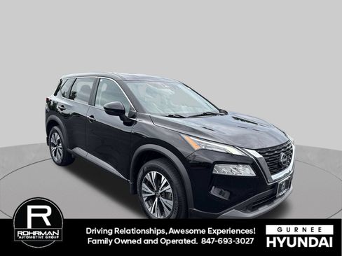 Used 2023 Nissan Rogue SV AWD/4WD image 2