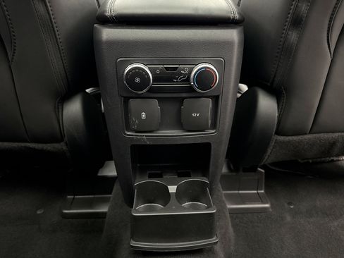 Used 2022 Ford Explorer XLT w/ Equipment Group 202A AWD/4WD image 21