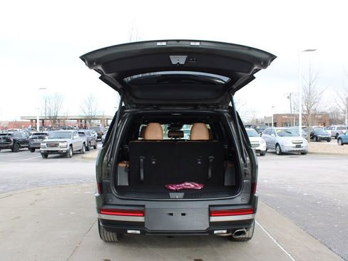 Used 2024 Hyundai Santa Fe Limited image 9