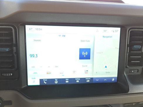 Used 2022 Ford Bronco Wildtrak image 19