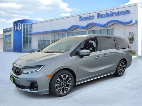 New 2026 Honda Odyssey Elite image 2