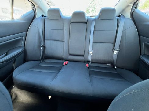Used 2025 Nissan Altima 2.5 SV FWD image 34