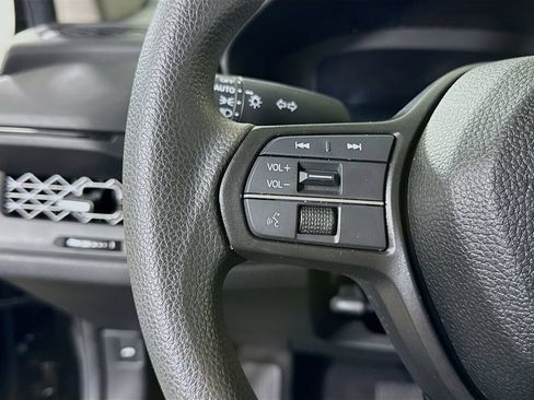 Used 2024 Honda Accord EX image 19