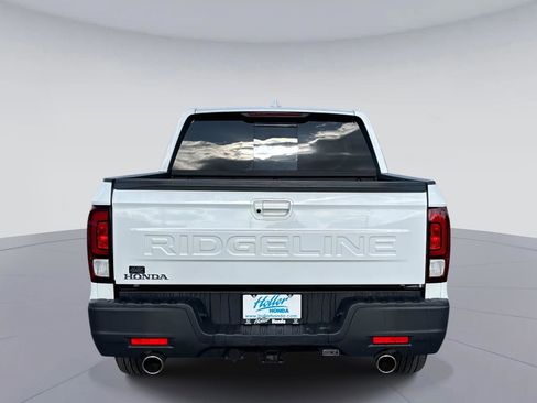 Certified 2025 Honda Ridgeline RTL image 5