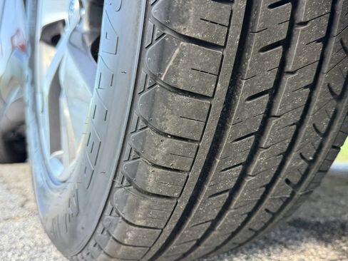 Used 2019 Subaru Ascent Premium AWD/4WD image 43