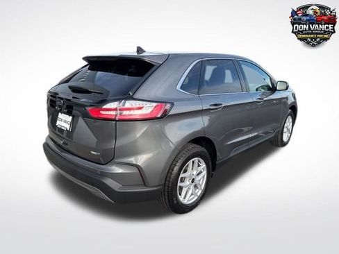 Certified 2024 Ford Edge SEL w/ Convenience Package AWD/4WD image 4