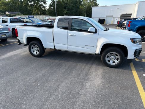 Certified 2022 Chevrolet Colorado W/T w/ WT Convenience Package AWD/4WD image 2