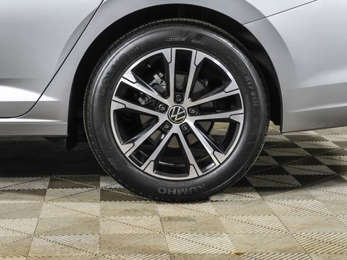 Used 2025 Volkswagen Jetta Sport FWD image 20