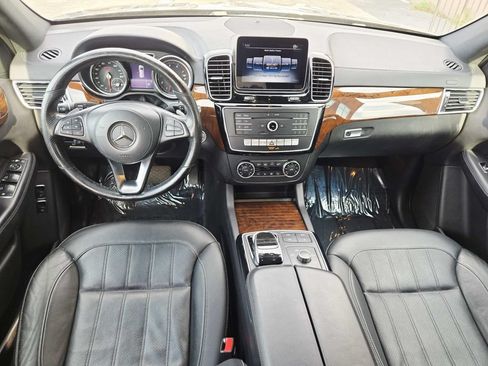 Used 2019 Mercedes-Benz GLS 450 4MATIC image 10
