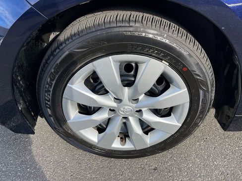 Used 2025 Toyota Corolla LE image 29