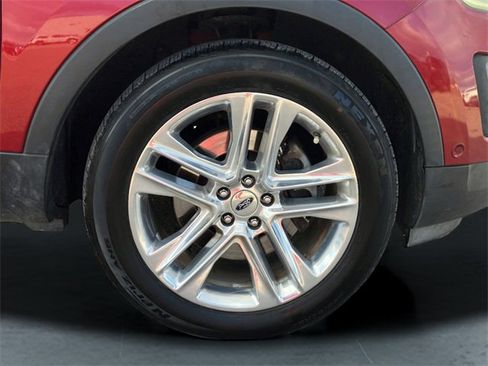 Used 2016 Ford Explorer Limited w/ Equipment Group 301A image 9