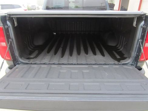 Used 2019 Chevrolet Colorado ZR2 image 13