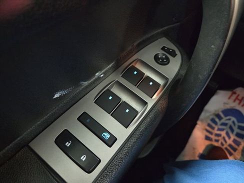 Used 2014 GMC Sierra 3500 SLE image 28