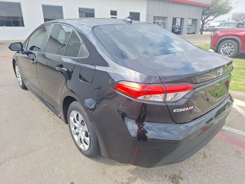Used 2024 Toyota Corolla LE image 4