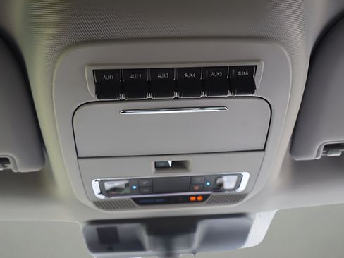 New 2026 Ford F350 Lariat w/ Lariat Premium Package AWD/4WD image 24