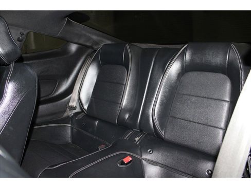 Used 2019 Ford Mustang GT Premium image 14