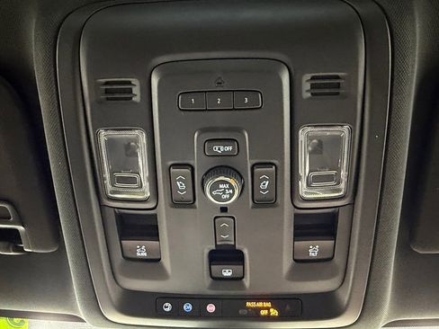 Used 2021 Chevrolet Tahoe High Country AWD/4WD image 37