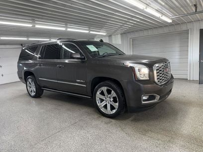 Used 2019 GMC Yukon XL Denali w/ Denali Ultimate Package