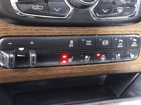 Used 2016 RAM 3500 Laramie w/ Sport Appearance Group image 22