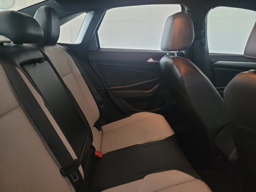 Used 2019 Volkswagen Jetta R-Line FWD image 19