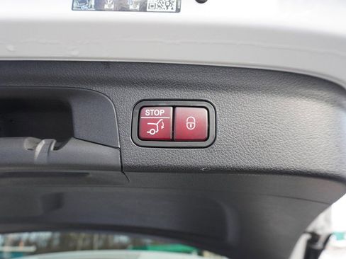 Used 2022 Mercedes-Benz GLE 350 4MATIC image 24