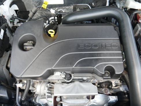 Certified 2024 Chevrolet Equinox LT AWD/4WD image 10
