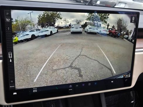 Used 2022 Tesla Model S image 21