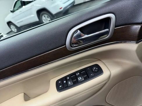 Used 2018 Jeep Grand Cherokee Limited w/ Trailer Tow Group IV RWD image 17