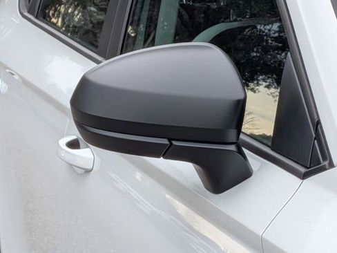 New 2026 Volkswagen Taos S image 10