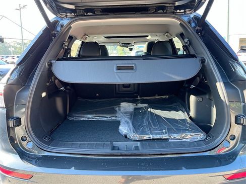 New 2025 Mitsubishi Outlander SE image 28