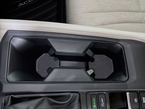 New 2025 Honda Accord SE image 15