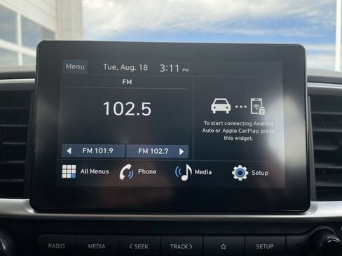 Used 2026 Hyundai Venue SEL FWD image 16