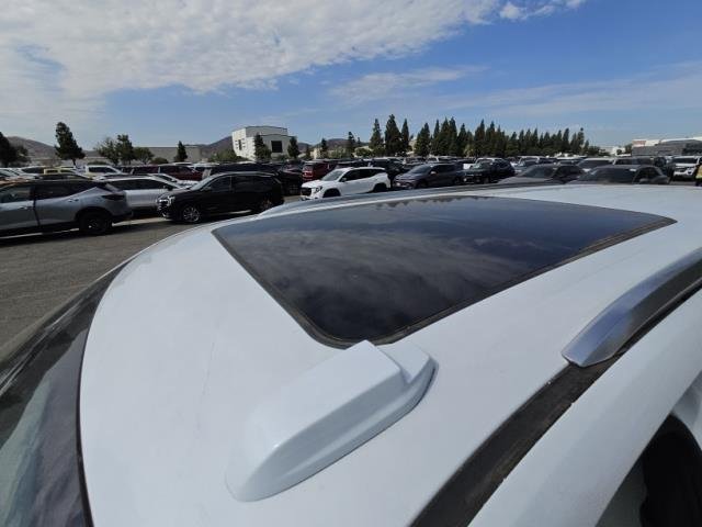 Used 2026 Cadillac Escalade ESV Platinum Luxury w/ LPO, Floor Liner Package AWD/4WD image 2