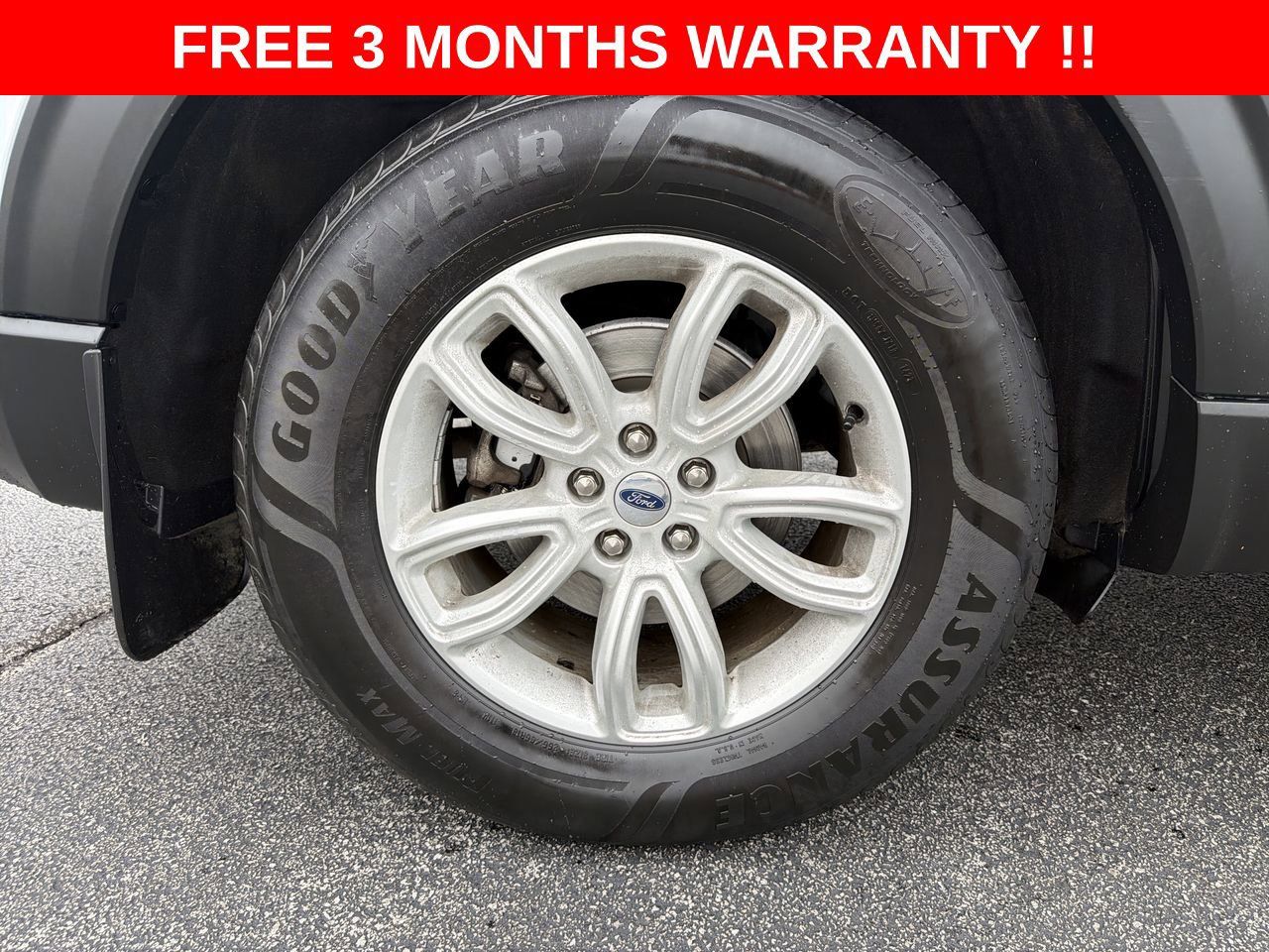 Used 2021 Ford Explorer 4WD w/ Class III Trailer Tow Package image 32