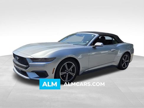 Used 2025 Ford Mustang Premium RWD image 1
