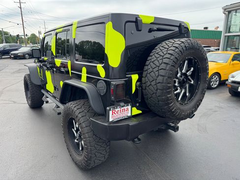 Used 2015 Jeep Wrangler Unlimited Sport w/ Quick Order Package 24S AWD/4WD image 7