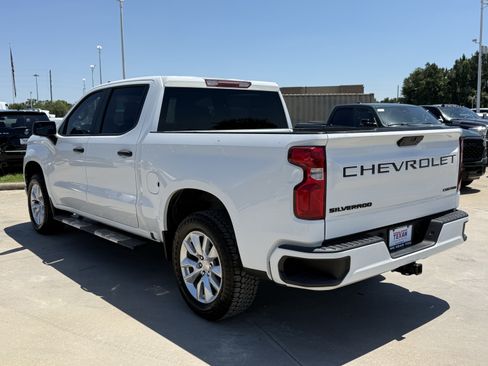 Used 2022 Chevrolet Silverado 1500 Custom RWD image 7